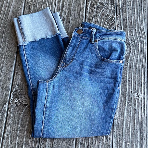 Distressed Denim Mid Waist Cropped Skinny Jeans - Picture 2 of 5